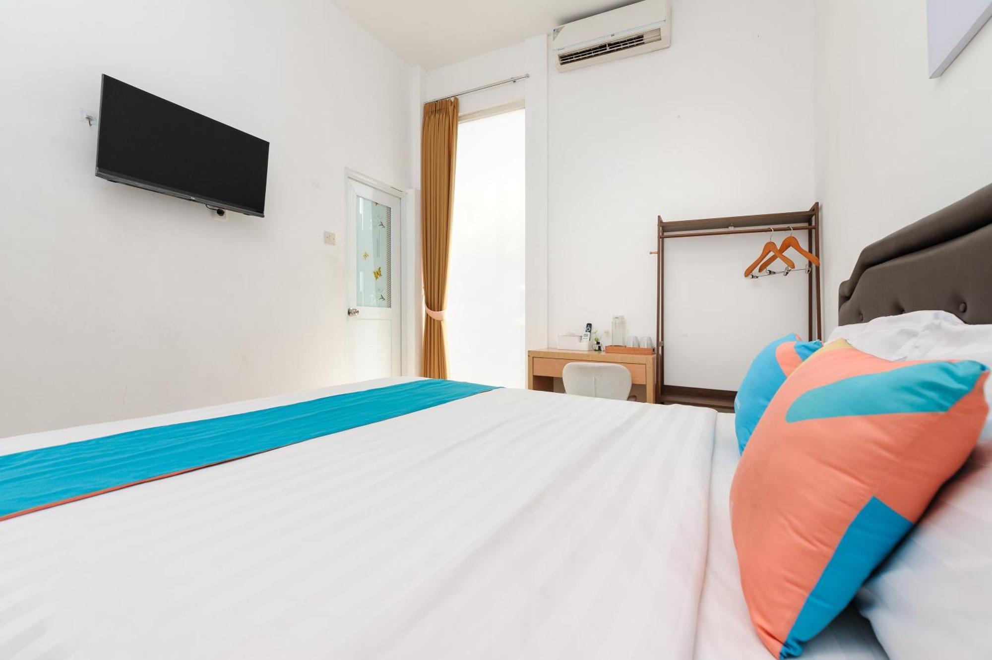 Sans Hotel La Vida Malang Ngadipuro Екстер'єр фото