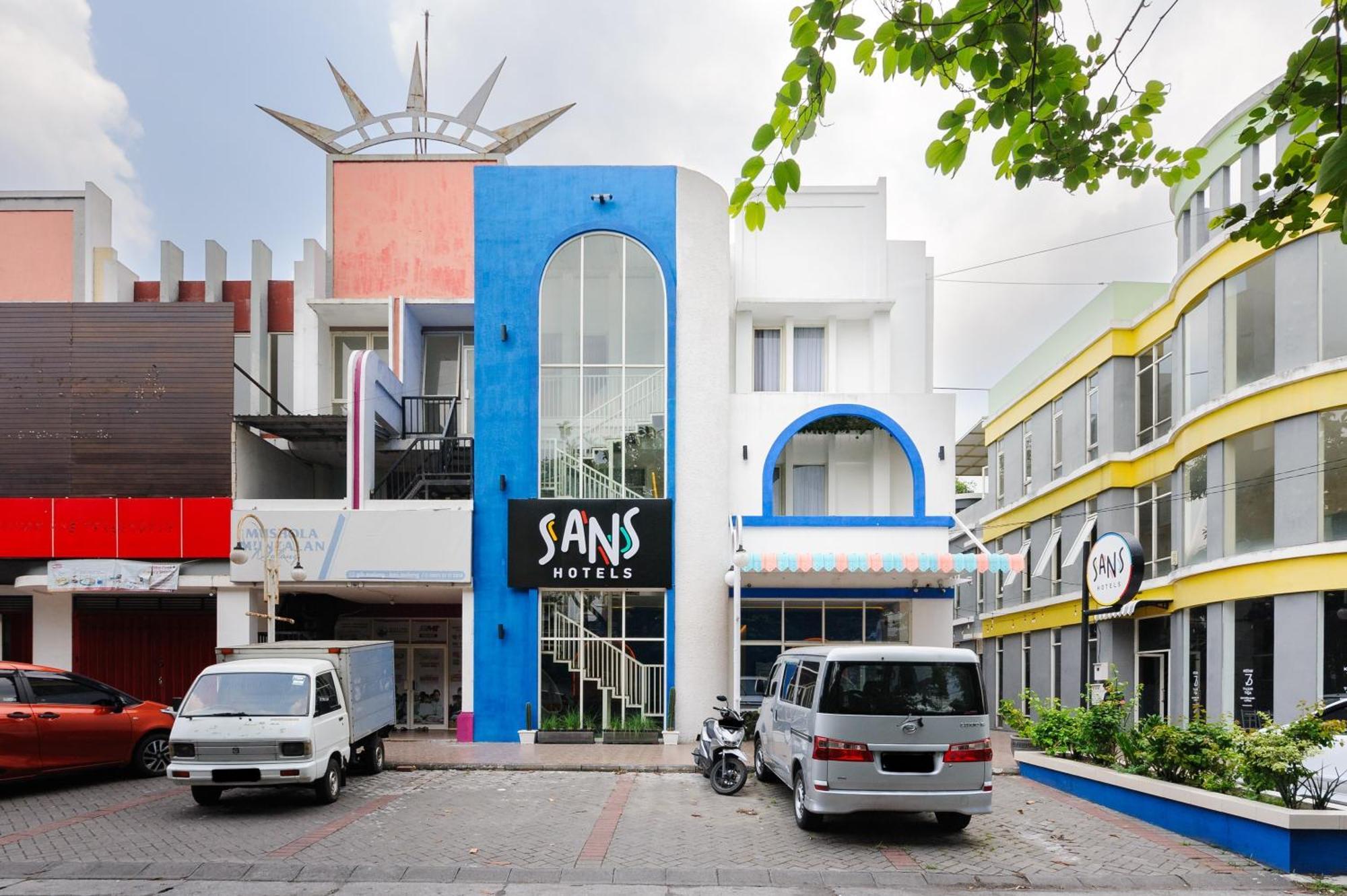 Sans Hotel La Vida Malang Ngadipuro Екстер'єр фото