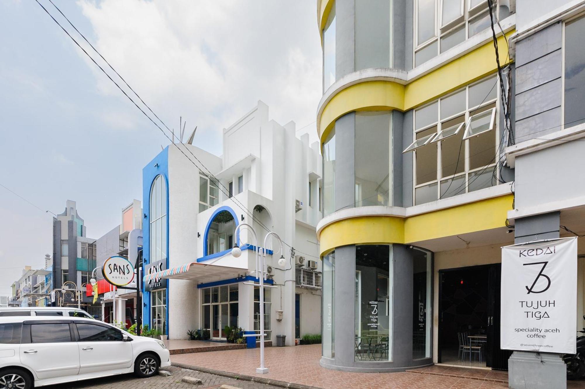Sans Hotel La Vida Malang Ngadipuro Екстер'єр фото